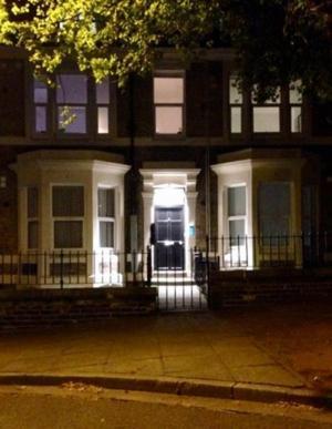 Lovely Abode In Newcastle - Sleeps 4 - Ground Floor Kültér fotó